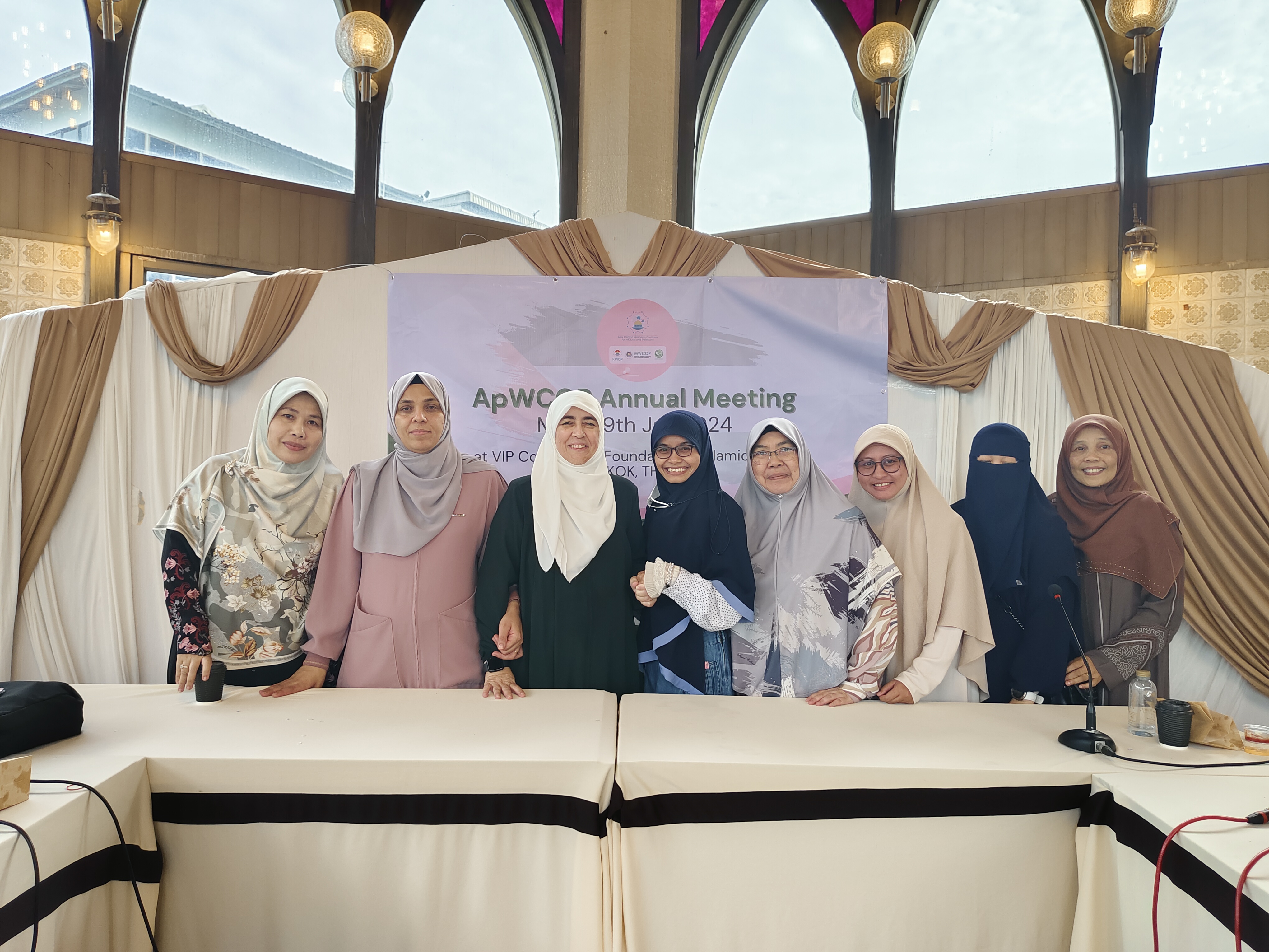 A delegation from the Women's Global Coalition visits Thailand
